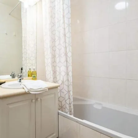 Appartement Duchez - *